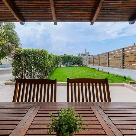 Апартаменты Siena 3-bdrm Maison With Private Garden, Афитос