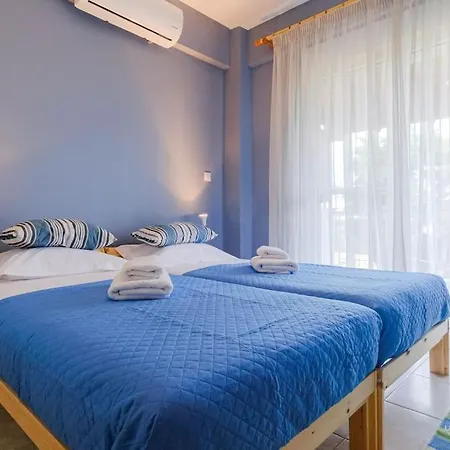 Apartment Siena 3-bdrm Maison With Private Garden, Afytos